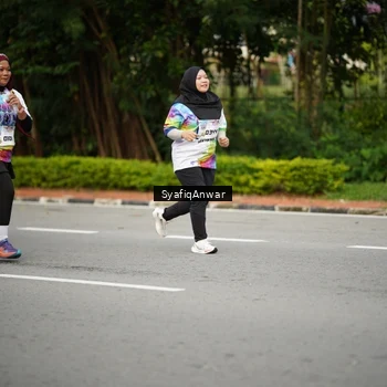 Runner Photo 8398648
