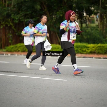 Runner Photo 8398650