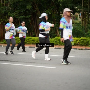 Runner Photo 8398665