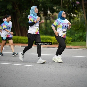 Runner Photo 8398668