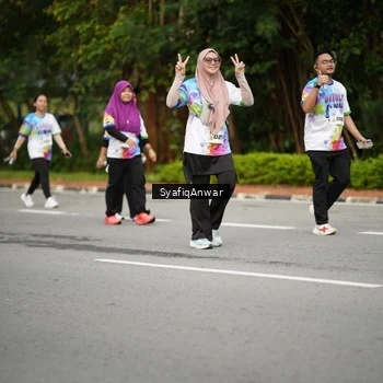 Runner Photo 8398671