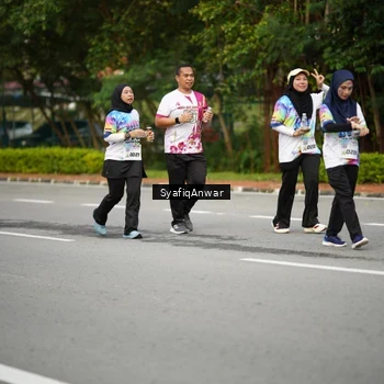 Runner Photo 8398678