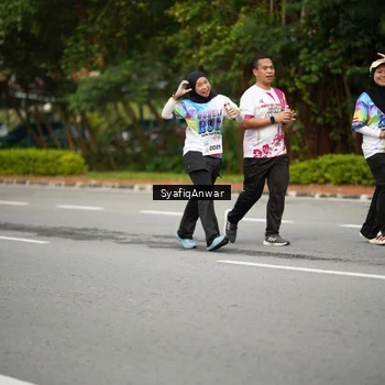 Runner Photo 8398679