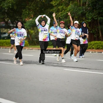 Runner Photo 8398686
