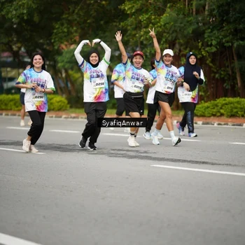 Runner Photo 8398687
