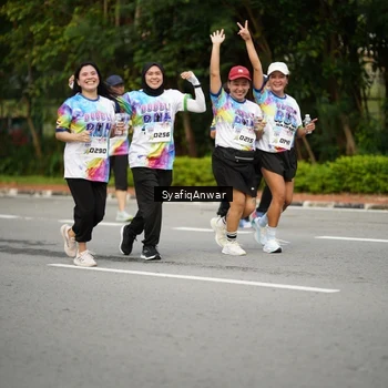 Runner Photo 8398692