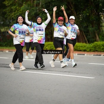 Runner Photo 8398696