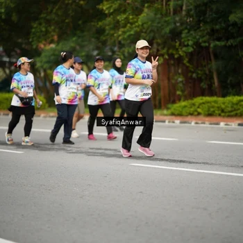 Runner Photo 8398699