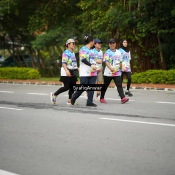 Runner Photo 8398700