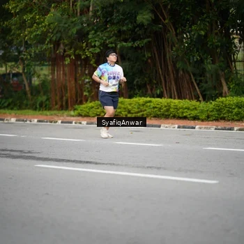 Runner Photo 8398702