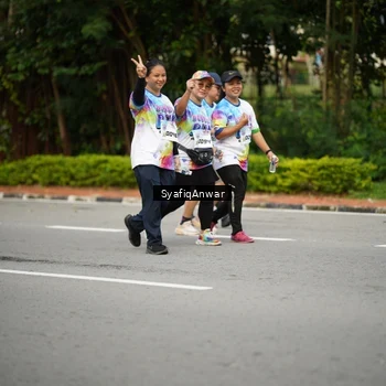 Runner Photo 8398709