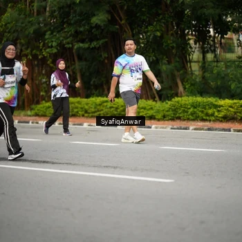 Runner Photo 8398710