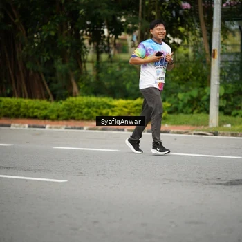 Runner Photo 8398714