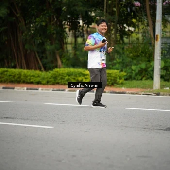 Runner Photo 8398715