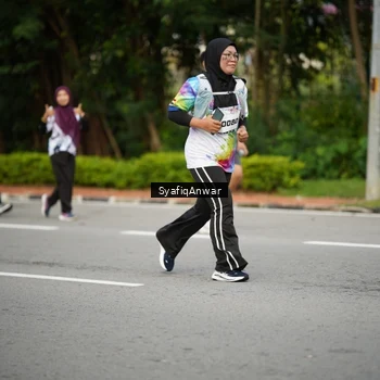 Runner Photo 8398720