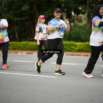 Runner Photo 8398724
