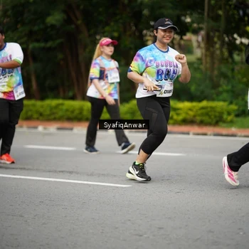 Runner Photo 8398725