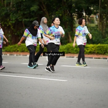 Runner Photo 8398733