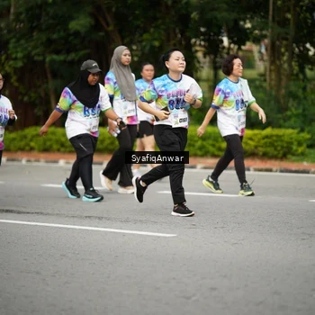Runner Photo 8398735