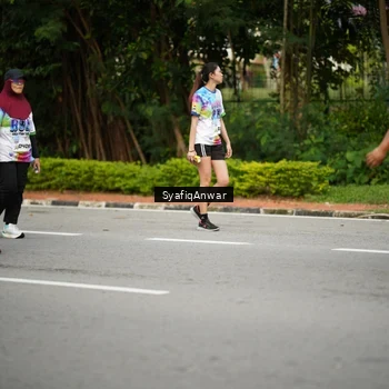 Runner Photo 8398737