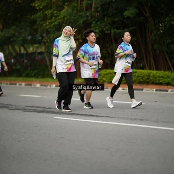 Runner Photo 8398744