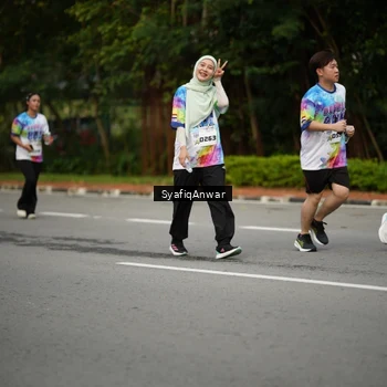 Runner Photo 8398745
