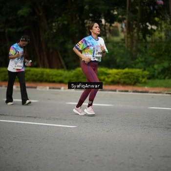 Runner Photo 8398749