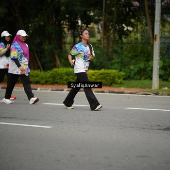 Runner Photo 8398750