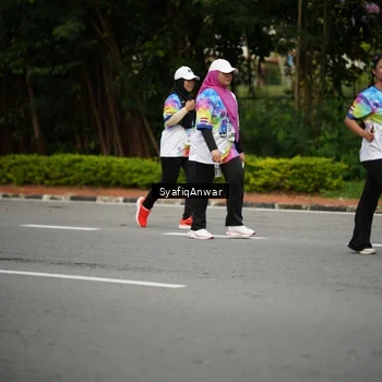 Runner Photo 8398752