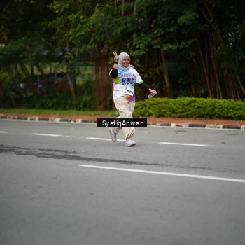 Runner Photo 8398758