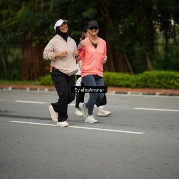 Runner Photo 8398765