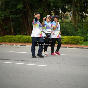 Runner Photo 8398767