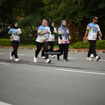 Runner Photo 8398775