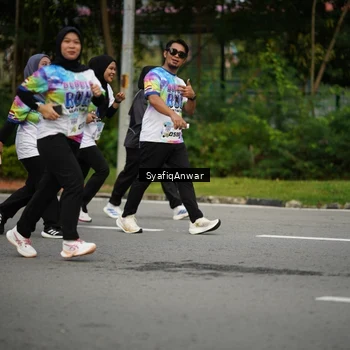 Runner Photo 8398787