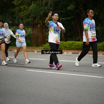 Runner Photo 8398799