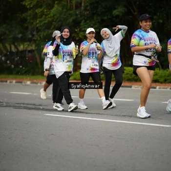 Runner Photo 8398804