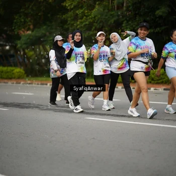 Runner Photo 8398805