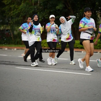 Runner Photo 8398807