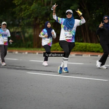 Runner Photo 8398820