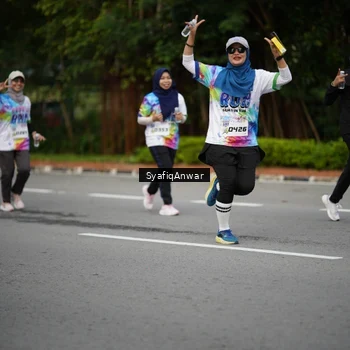 Runner Photo 8398821
