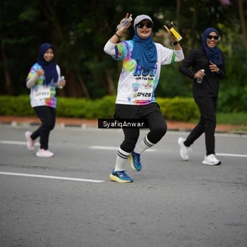 Runner Photo 8398826