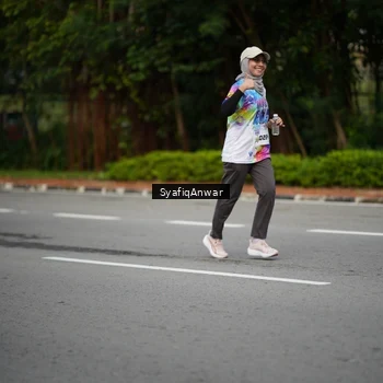 Runner Photo 8398831