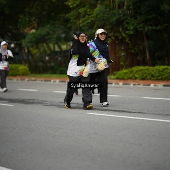 Runner Photo 8398833