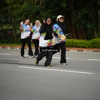 Runner Photo 8398836