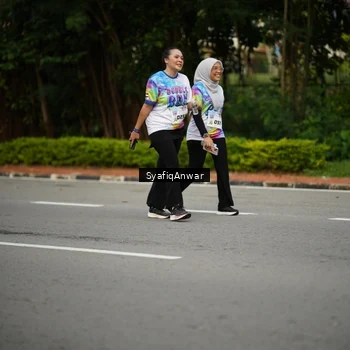 Runner Photo 8398838