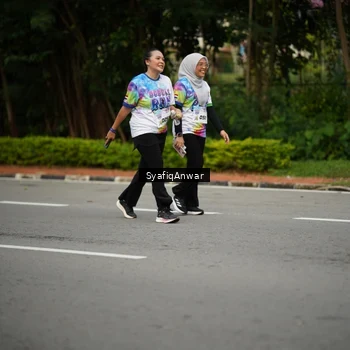 Runner Photo 8398839