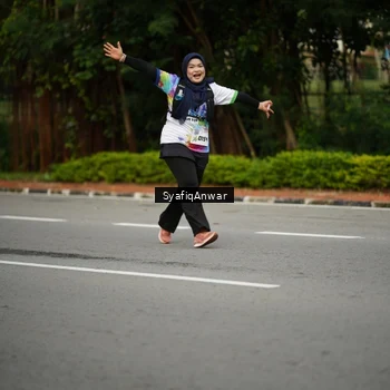 Runner Photo 8398840