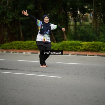 Runner Photo 8398844