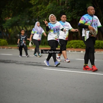 Runner Photo 8398850