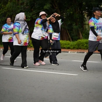 Runner Photo 8398867